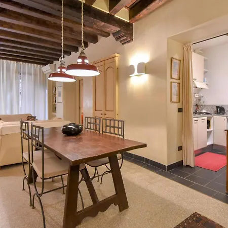 Lägenhet Sotoportego Venier By Interhome Venedig